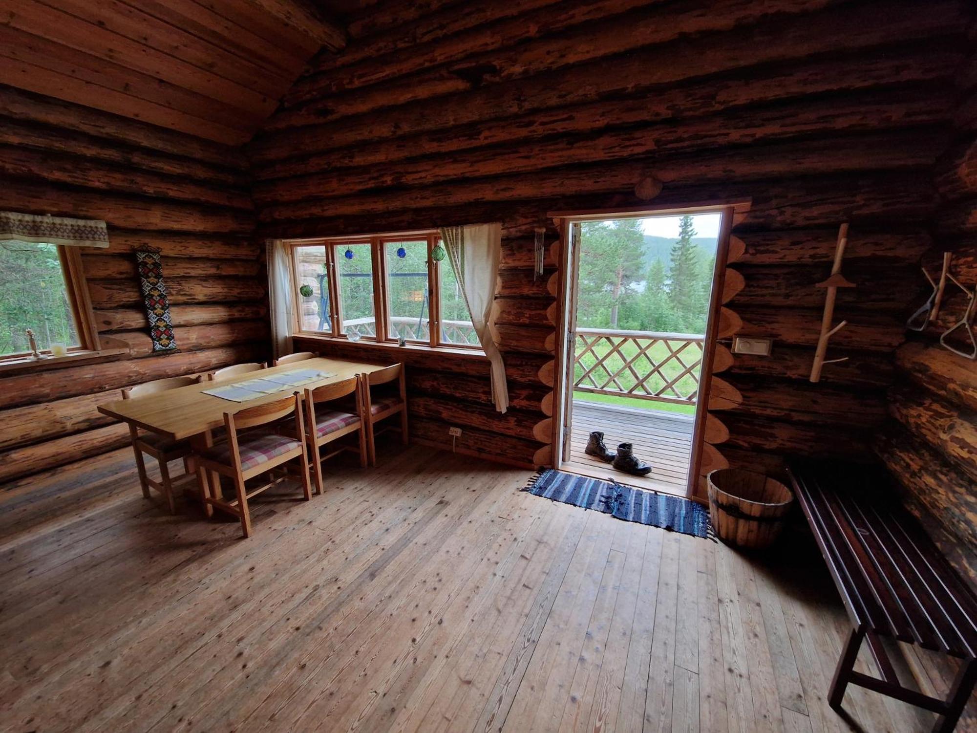 Lakeside Wilderness * Jokkmokk