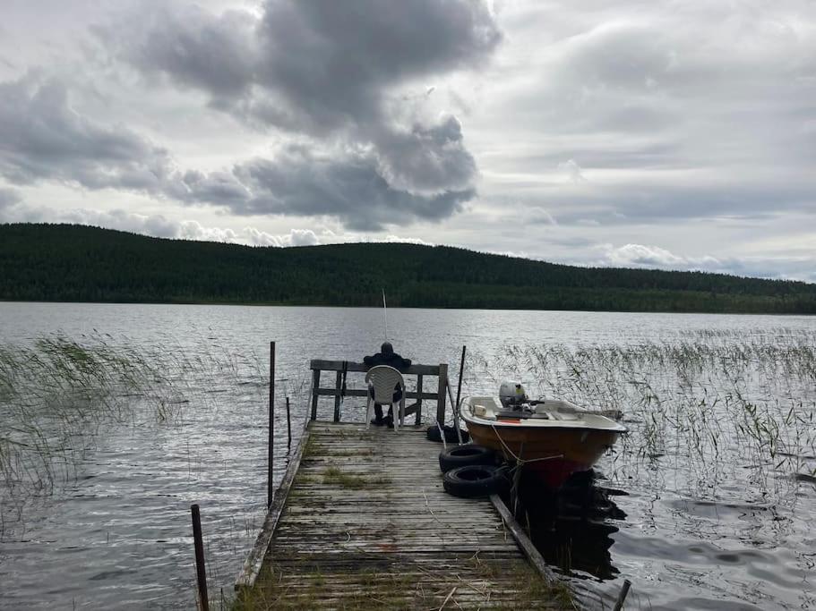 Chalet Lakeside Wilderness Jokkmokk